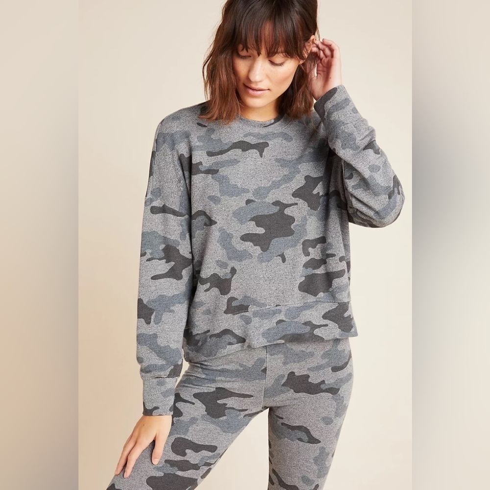 Anthropologie Sundry Gray Crew Neck Pullover Cotton Blend Camo Sweatshirt 1/S
